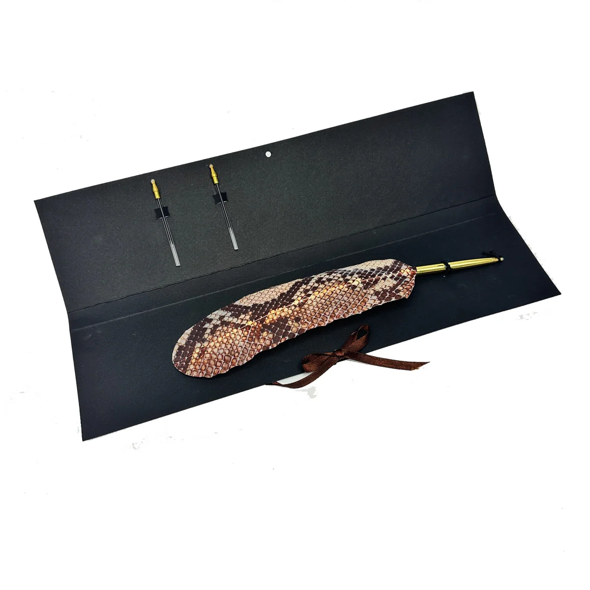 Animal Print Feather Ballpoint Pen with 2 refills in folder - Image 5